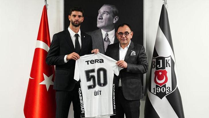 Ümit Akdağ, Beşiktaş'ta 50 numaralı formayı giyecek