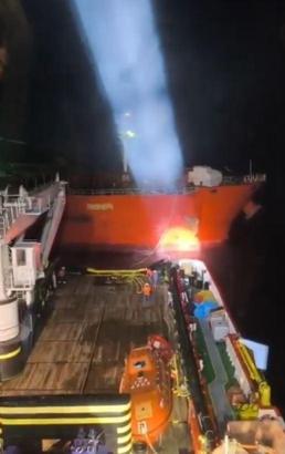 Petrol yüklü tanker, Marmara Adası açıklarında makine arızası nedeniyle sürüklendi