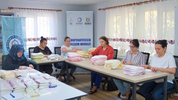 Yıldırım’da evlerinde üretim yapan kadınlar, aile bütçelerine katkı sağlıyor