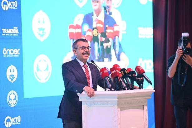Bakan Tekin: İmam hatip okulları 28 Şubat’tan önceki noktaya gelmiş durumda