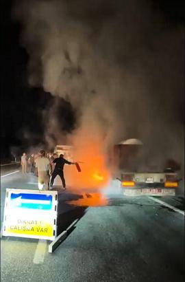Seyir halindeki TIR’da çıkan yangın söndürüldü