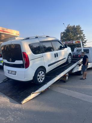 Erdek’te uygulama üzerinden yolcu taşıyan sürücüye 100 bin TL ceza