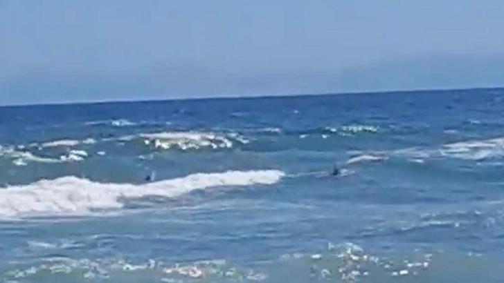 Tekirdağ’da denizde boğulma tehlikesi geçiren 4 arkadaşı çevredekiler kurtardı