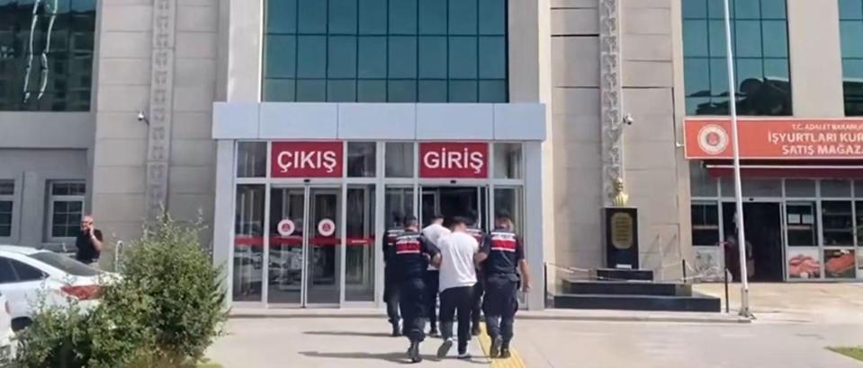 28 ilde uyuşturucu satıcılarına operasyon: 80 tutuklama