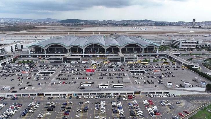 Sabiha Gökçen Havalimanı yaz sezonunda 14 milyondan fazla yolcuya hizmet verdi