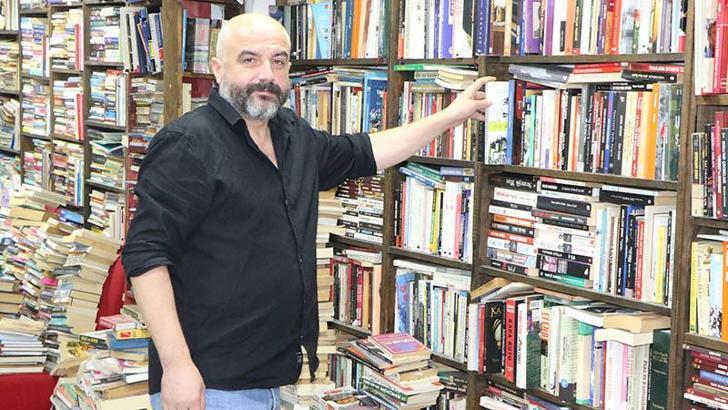 'Kitabın yerini dijital dünya tutmayacak'