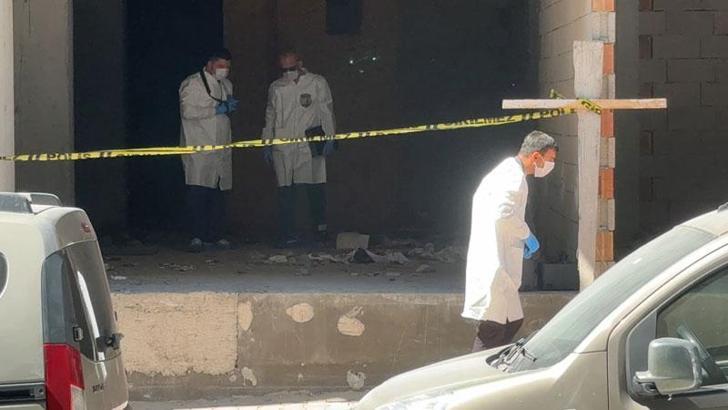 Avcılar’da inşaat halindeki 7 katlı binada erkek cesedi bulundu