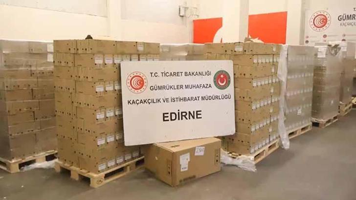 Edirne Kapıkule Gümrük Kapısı'nda 79 bin 790 serum ve infüzyon seti ele geçirildi