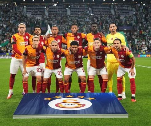 Galatasaray, sezonun ilk yenilgisini Sporting karşısında yaşadı