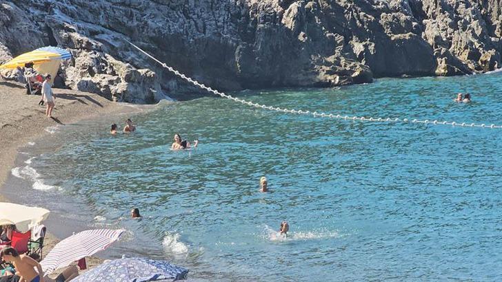 Kapuz Plajı’nda sezon uzadı