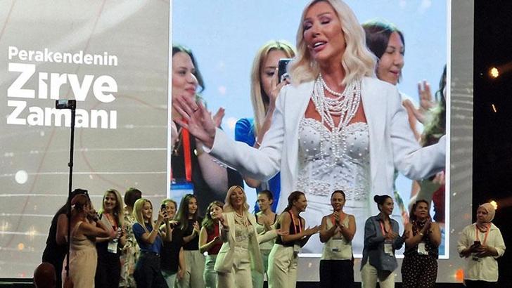 Seda Sayan: Asıl 7 kere evleneni dinleyeceksin