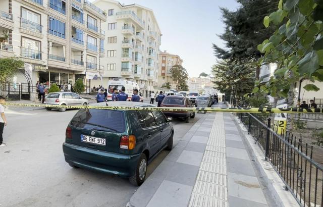Tartıştığı yeğenini öldürdü