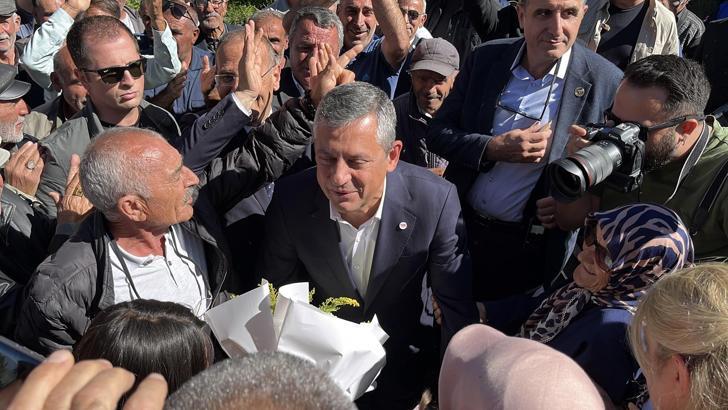 Özel, Ardahan’da kadınlarla buluştu