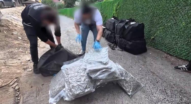 Beykoz'da uyuşturucu operasyonu: 3 şüpheli tutuklandı / Ek bilgi