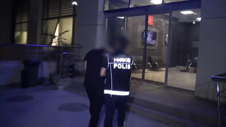 Bayrampaşa’da düzenlenen operasyonda 486 kilo 450 gram uyuşturucu madde ele geçirildi