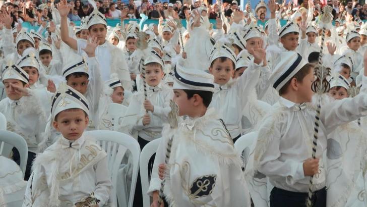 Sultangazi Belediyesi’nden toplu sünnet şöleni