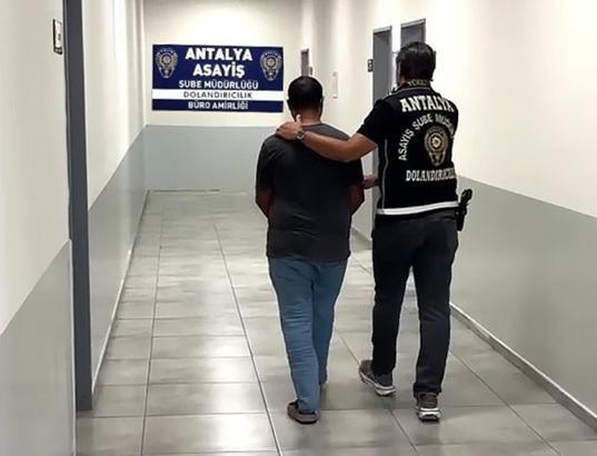 Kendini MİT görevlisi olarak tanıtıp, 1,5 milyonluk döviz ve ziynet eşyası isteyen şüpheli tutuklandı
