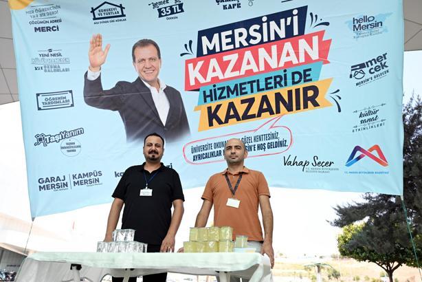 Mersin’e gelen öğrenciler otogarda karşılanıyor