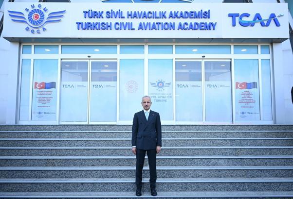 Bakan Uraloğlu: 2030 yılı hedefimiz karbondioksit emisyonunu yüzde 5 oranında azaltmaktır
