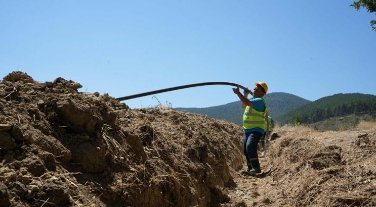 Dursunbey Reşadiye'de içme suyu hattı yenilendi