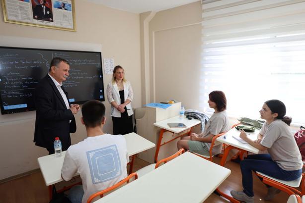 Başkan Balaban YEGEM öğrencileriyle buluştu