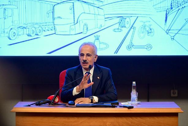 Bakan Uraloğlu, 111'inci Dönem Kaymakamlık Kursu’nda sunum yaptı