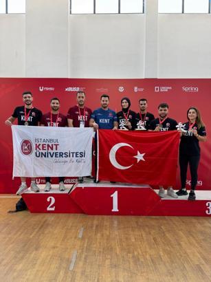 İstanbul Kent Üniversitesi'ne Avrupa Şampiyonası’nda 12 madalya