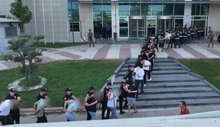 Ceyhan'da suç örgütlerine 51 tutuklama