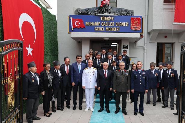 Bakan Güler: Devletimiz gazilerimizin ve şehit, gazi ailelerimizin daima yanındadır