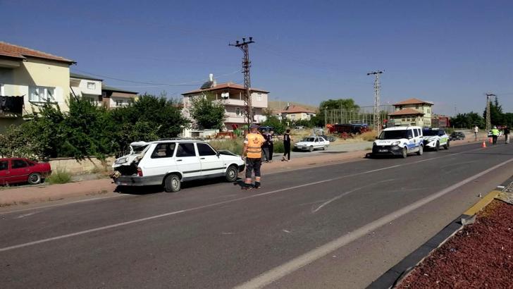 Kayseri’de TIR ile otomobil çarpıştı: 2 yaralı