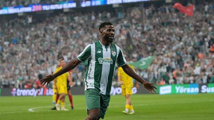 Bursaspor'da Iheanacho rüzgarı; 8 maçta 11 gol