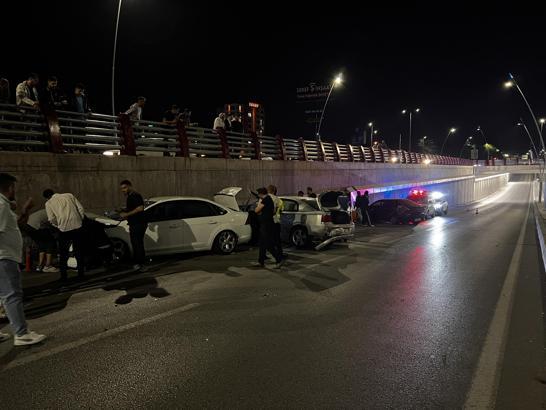 Kayseri’de 3 otomobil çarpıştı: 2 yaralı