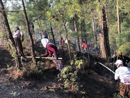 Büyük yangında köylerini koruyan Ahmetlerlilere ‘Çevre Ödülü’