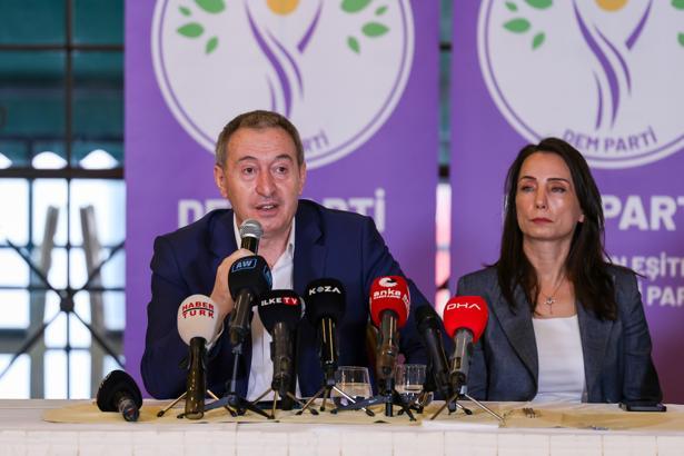 DEM Parti'li Bakırhan: Demokratik toplum süreci, 86 milyon için çok önemli bir kazanım sağlayacak