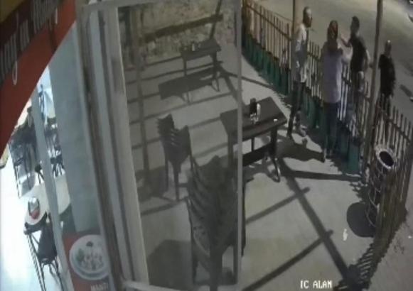 Lokanta işleten çiftin darbedildiği anlar kamerada
