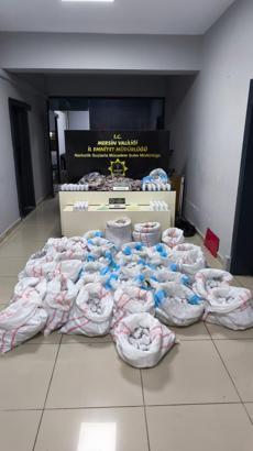 Minibüsten çıkan binlerce hapa 2 tutuklama