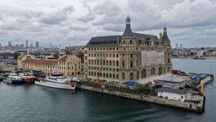 Haydarpaşa'nın temellerinde yer alan ahşap kazıkların yüzde 80'i yok olmuş