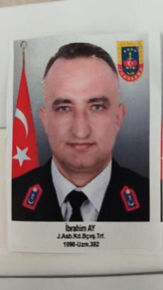 Parkta spor yaparken kalp krizi geçiren astsubay hayatını kaybetti