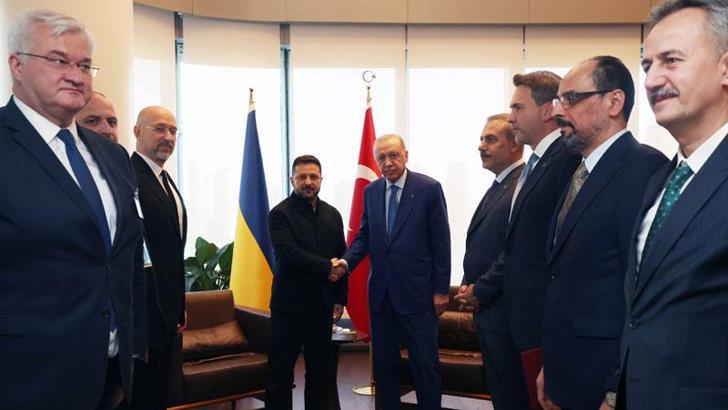 Cumhurbaşkanı Erdoğan, Ukrayna Devlet Başkanı Zelenskiy ile görüştü