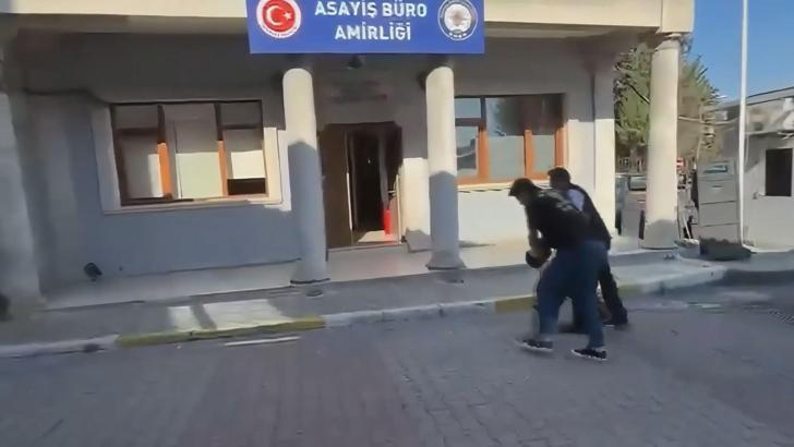 Eyüpsultan'da motosikletle polise çarpıp kaçan şüpheli yakalandı