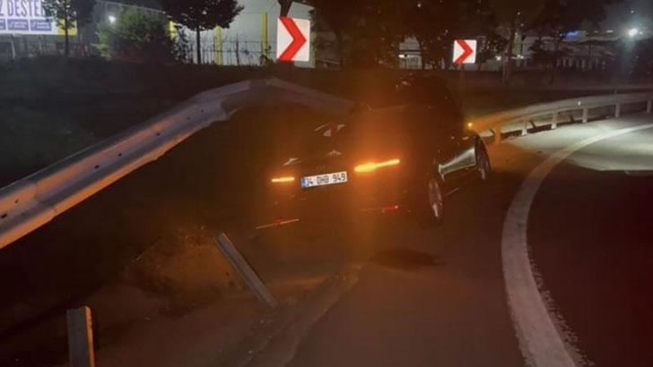 Bahçelievler'de otomobil refüje çarptı: 1 yaralı