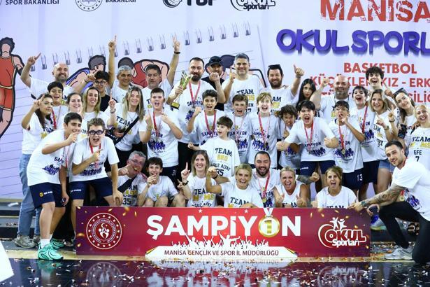 Namağlup Türkiye şampiyonu devlet okulu basketbol takımı, yeni sezon için sahada