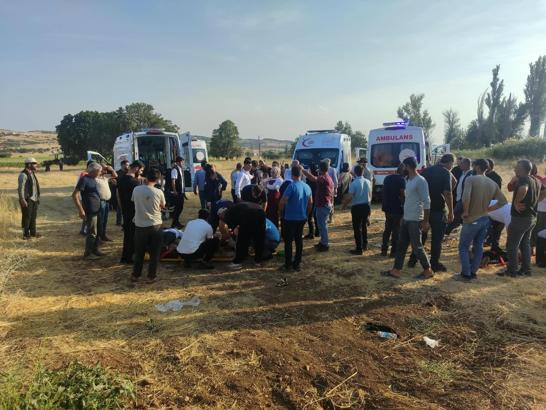 Diyarbakır’da devrilen otomobildeki 4’ü çocuk, 9 kişi yaralandı