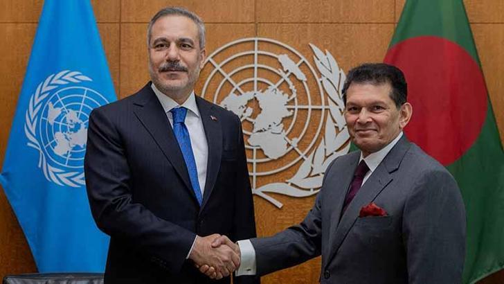 Bakan Fidan, BM 81’inci Genel Kurul Başkanı Rahman ile bir araya geldi