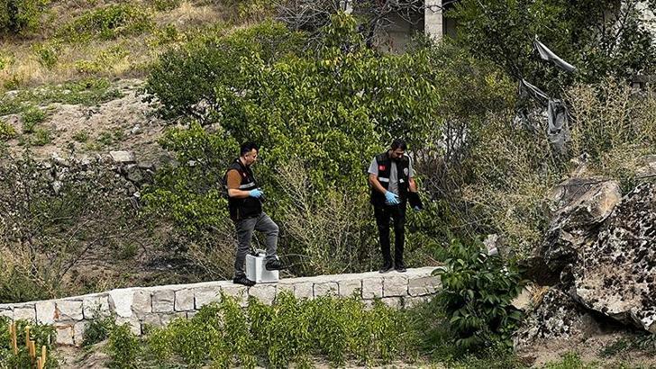 Babasının kucağındayken üzerine kaya parçası düşen çocuk, ağır yaralandı