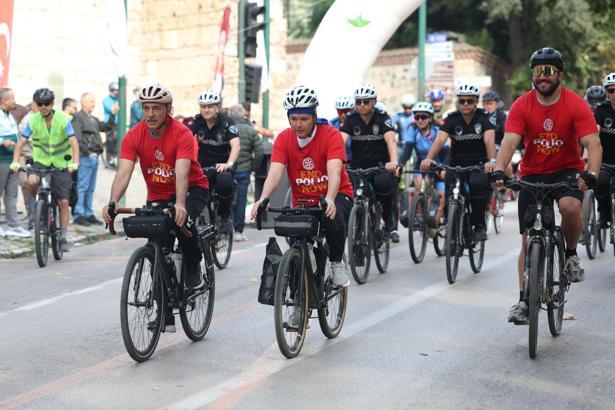 Başkan Erkan Aydın farkındalık için pedal çevirdi