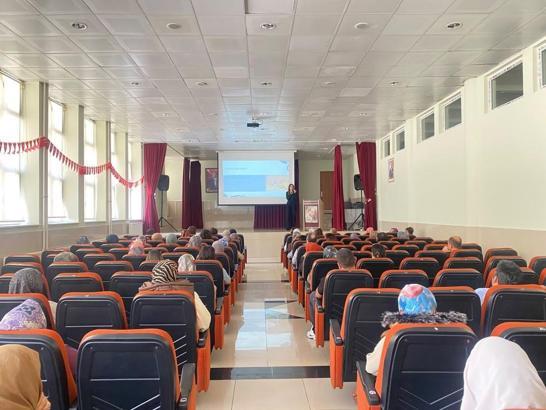 Velilere yönelik 'okul ve aile' eğitimi