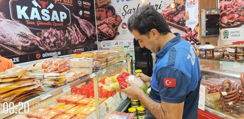 İpekyolu’nda marketlerde zabıta denetimi