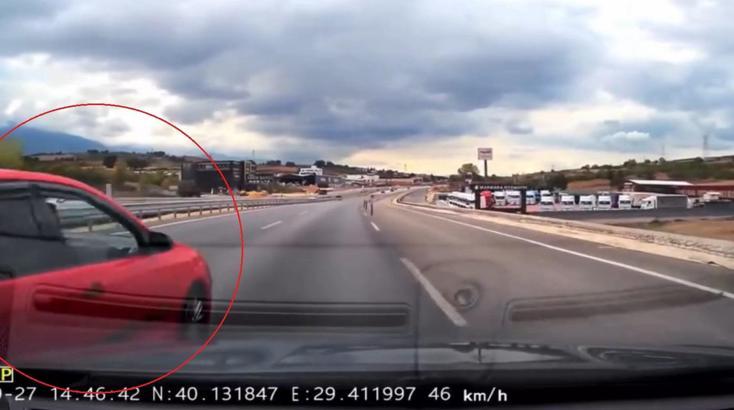 Otomobilin önünü kesen sürücüyle yanındaki kişiye toplam 360 bin TL ceza