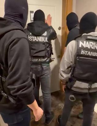 Sarıyer’de uyuşturucu operasyonunda 8 kilo 850 gram metamfetamin ele geçirildi